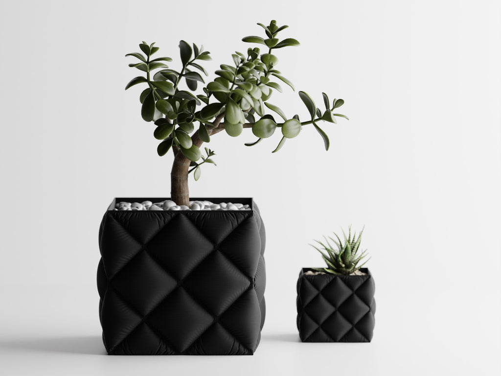 Cushion Plant Pot – Round plant pot in a cushion design with drip tray