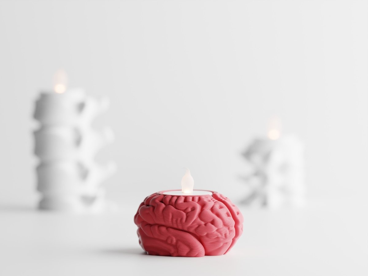 Neuroglow – LED-Teelichthalter in Gehirn-Form